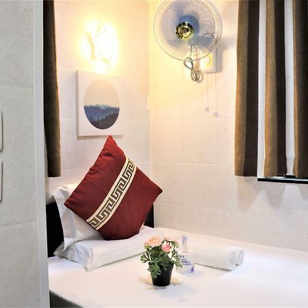 The One Inn Hong Kong Exterior photo